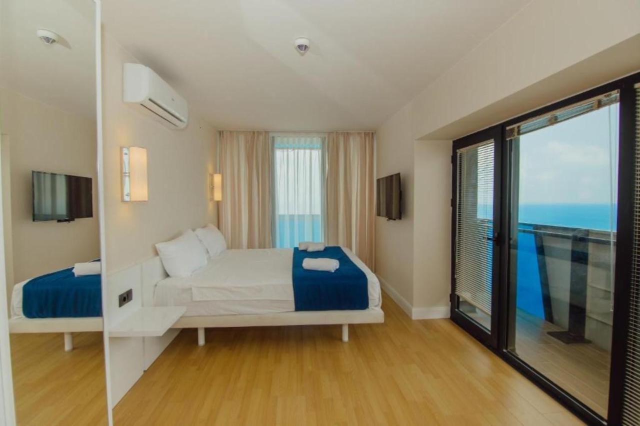 General Sea View Apartments In Orbi City Батуми Экстерьер фото